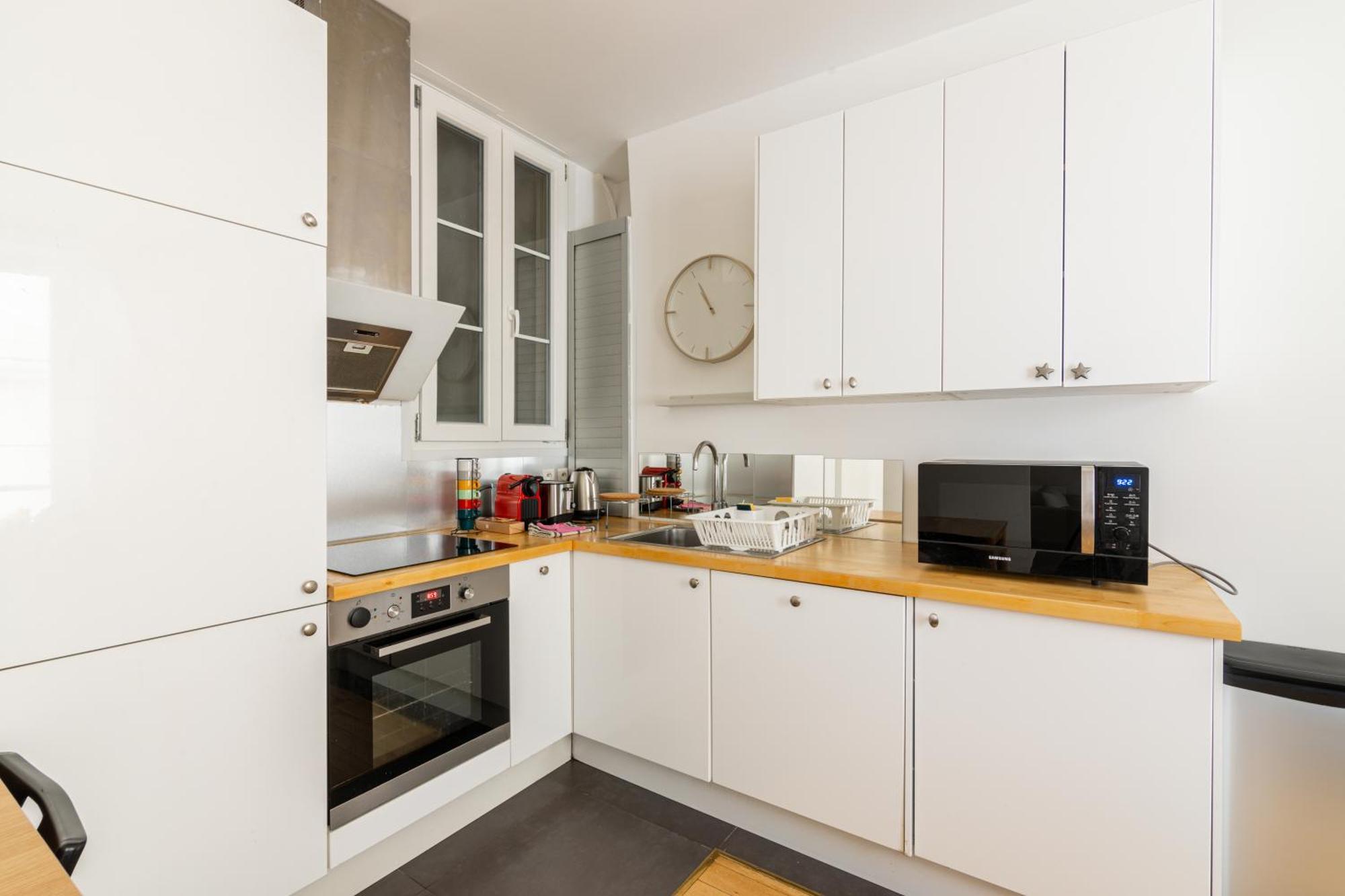 Luxurious 1 Bedroom Republique Vinaigriers Free Netflix Párizs Kültér fotó