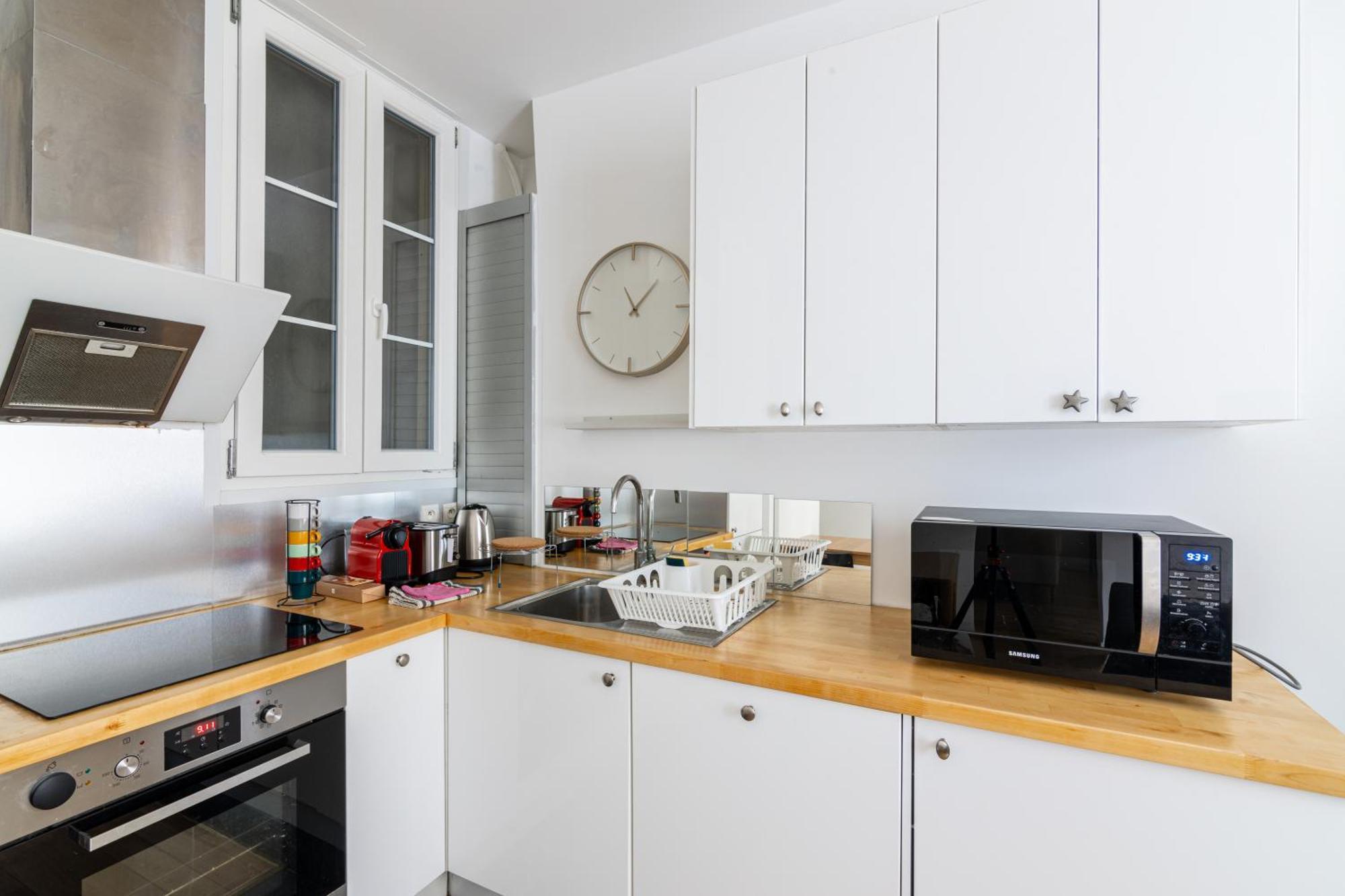Luxurious 1 Bedroom Republique Vinaigriers Free Netflix Párizs Kültér fotó